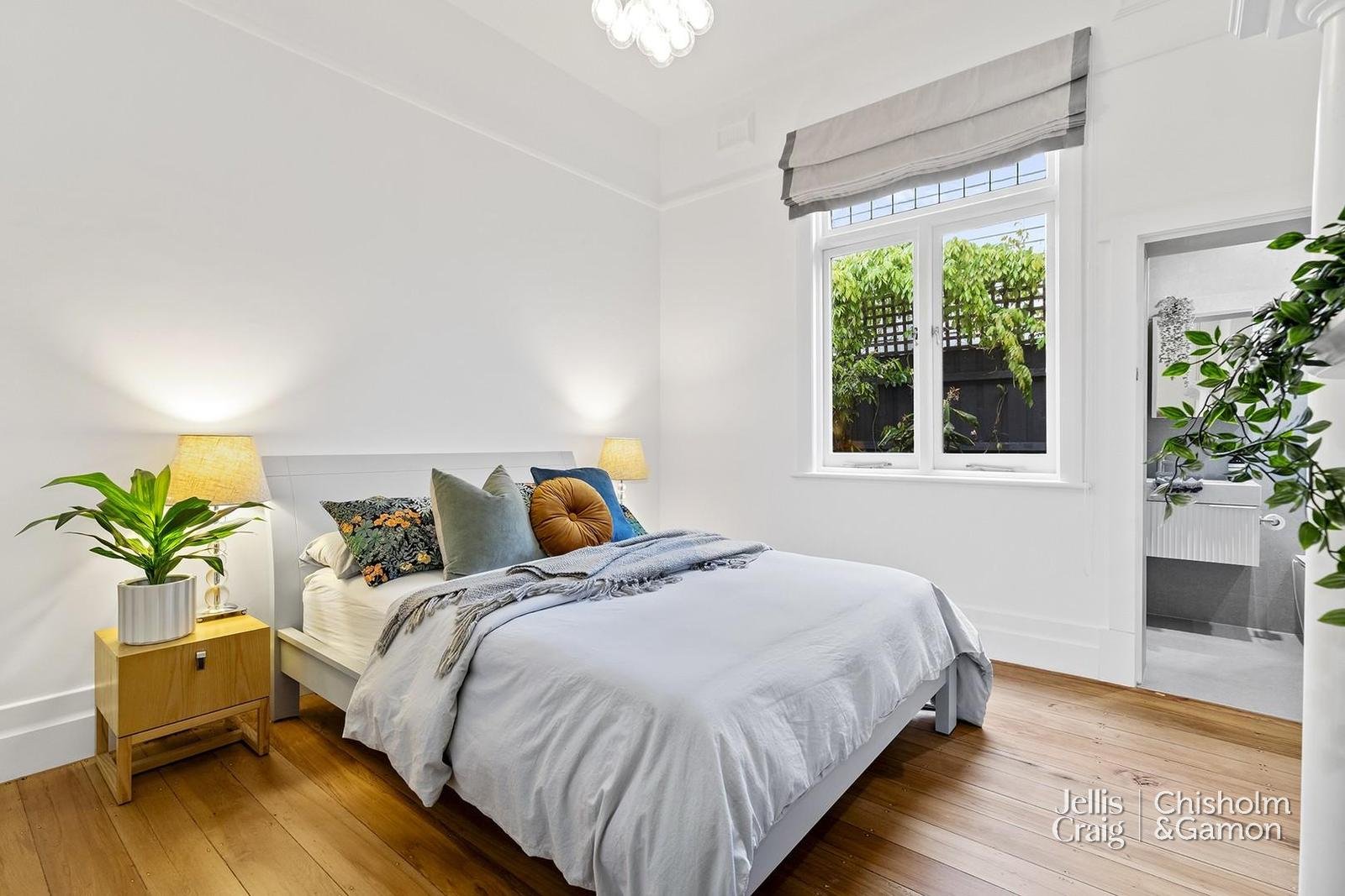 13 Clarke Street, Elwood image 7