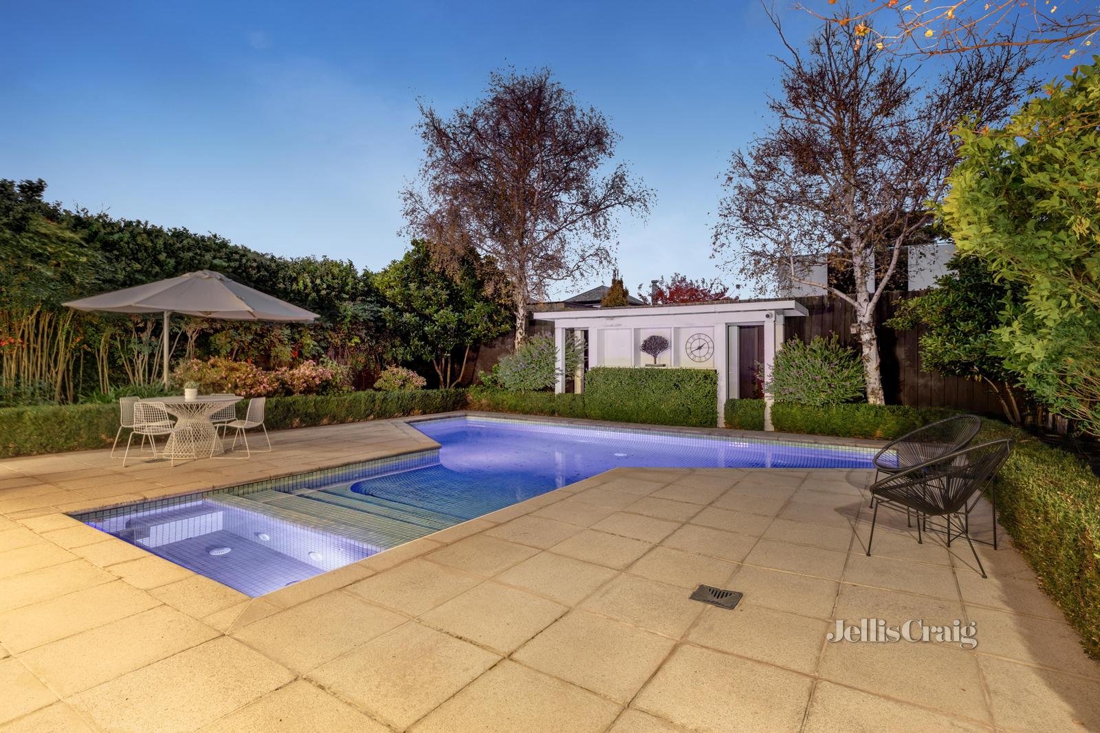 13 Collins Street, Brighton image 16
