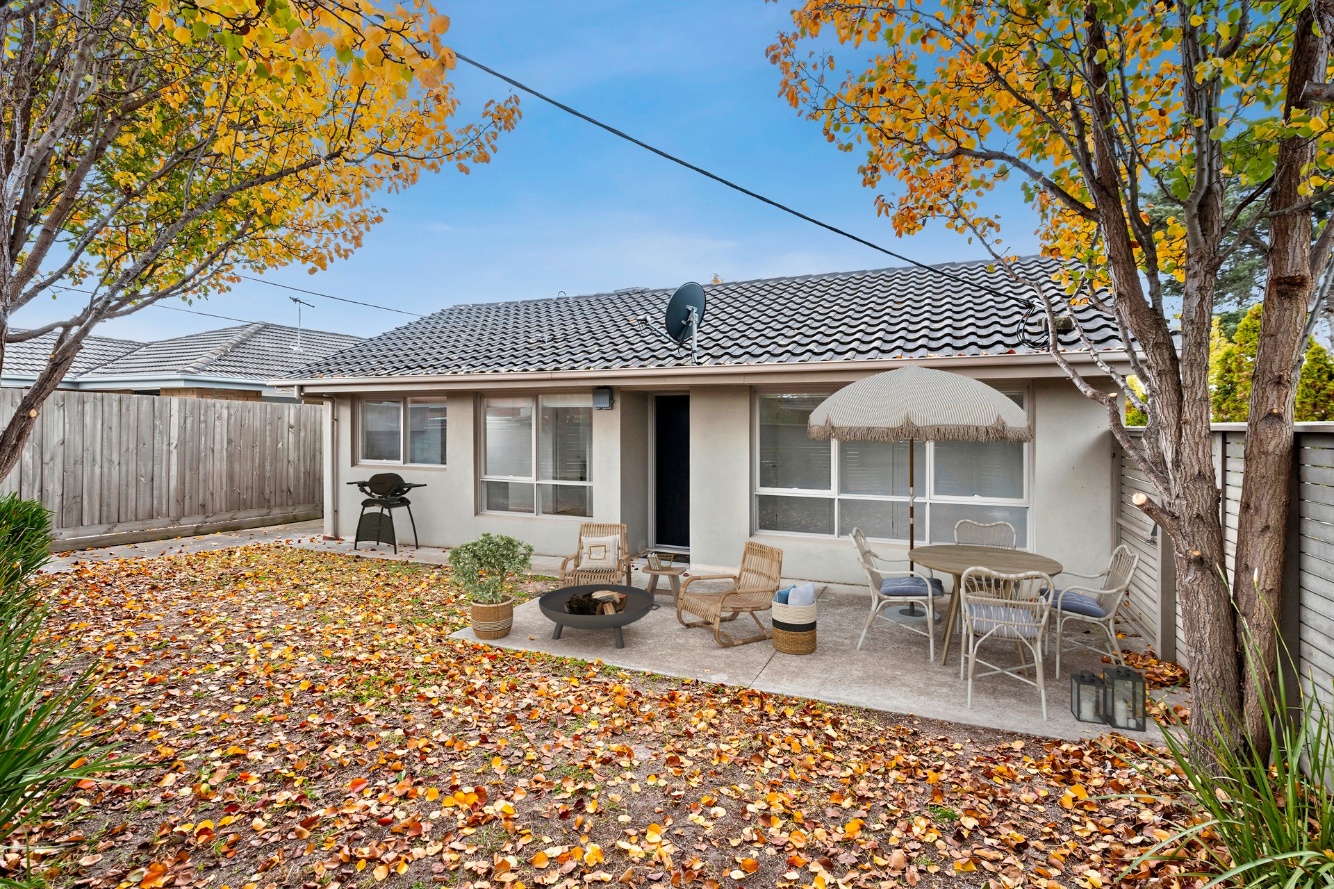 1/3 Colville Court, Herne Hill image 1