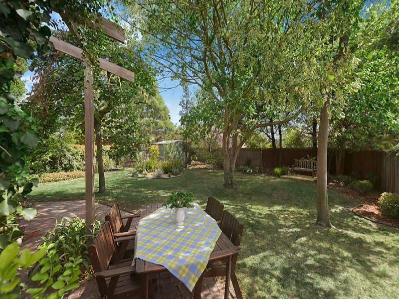 13 Cooloongatta Road, Camberwell image 7