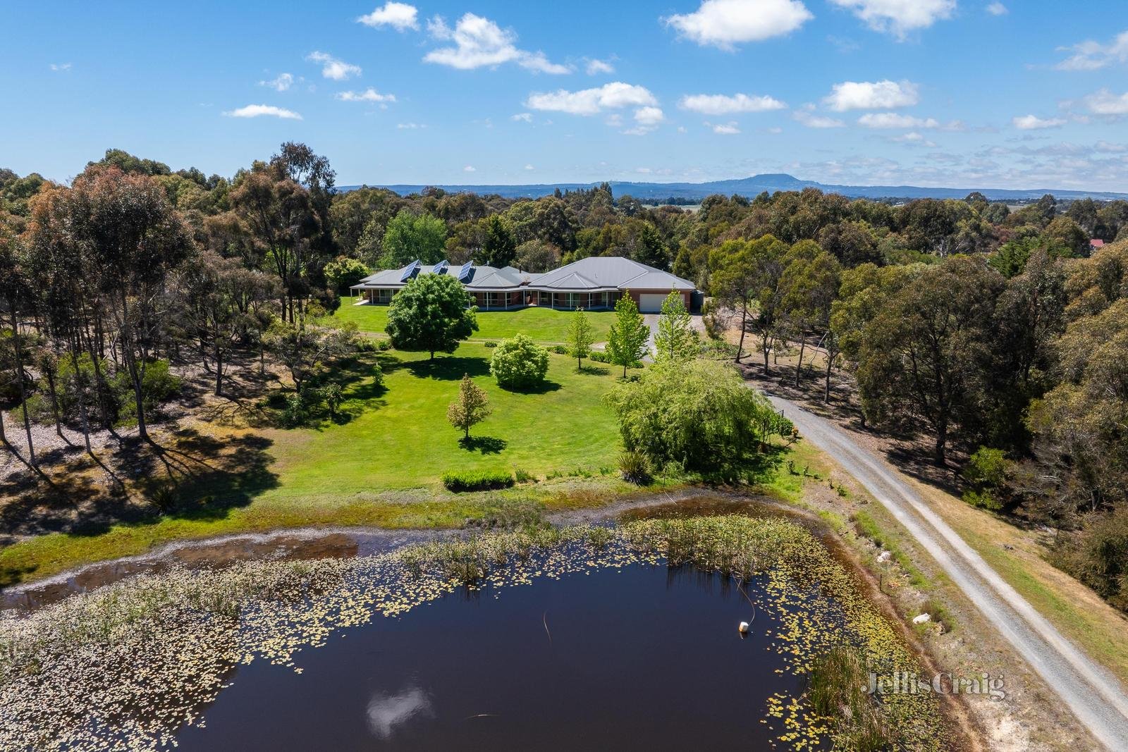 13 Crystal Court, Ross Creek image 1