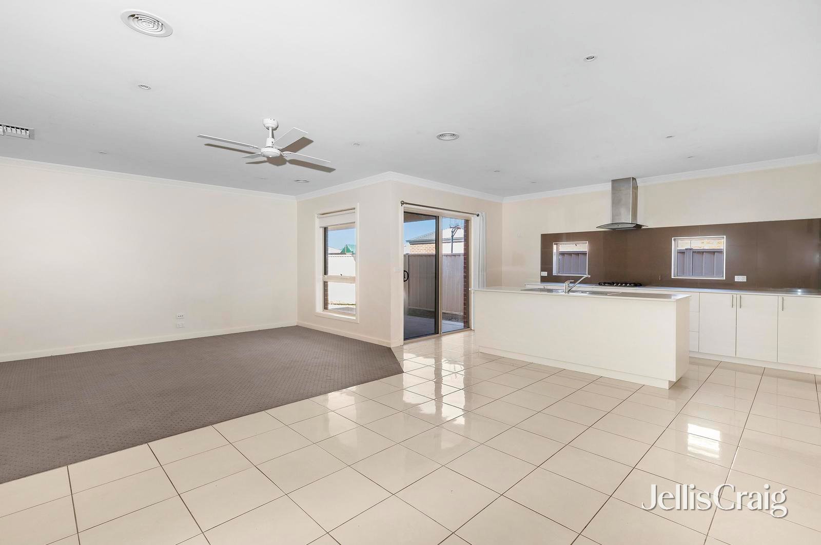 13 Deakin Drive, Delacombe image 4