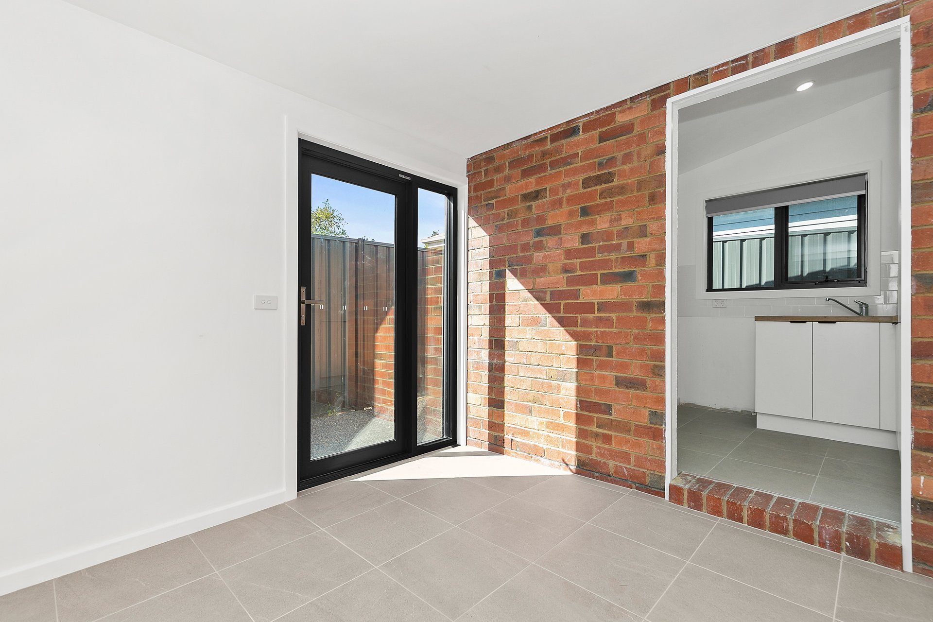 13 Deakin Street, Mitcham image 8