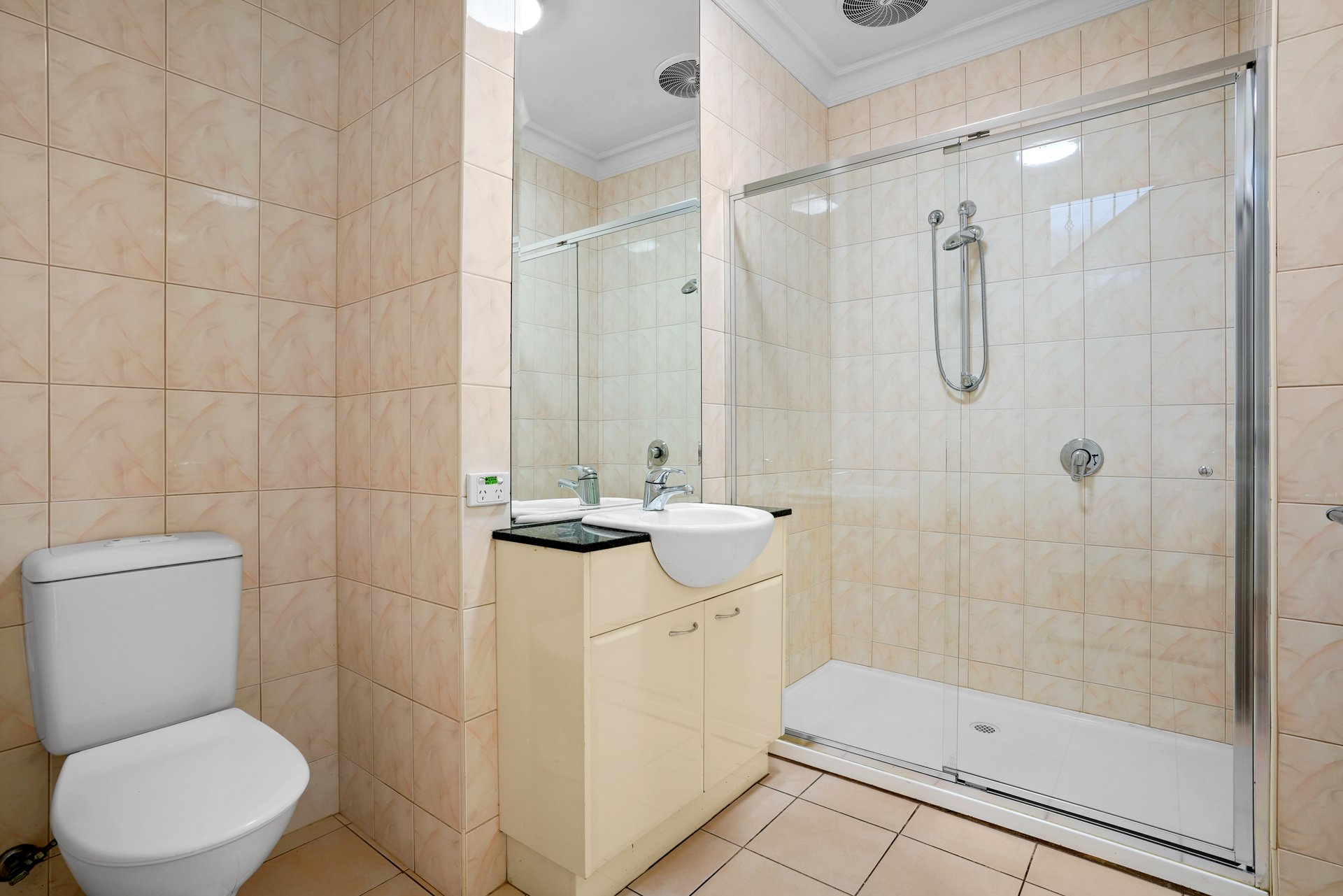 Property Gallery Thumbnail 5