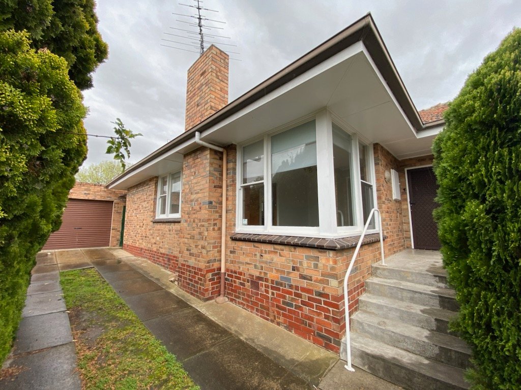 13 Dean Street, Belmont image 1