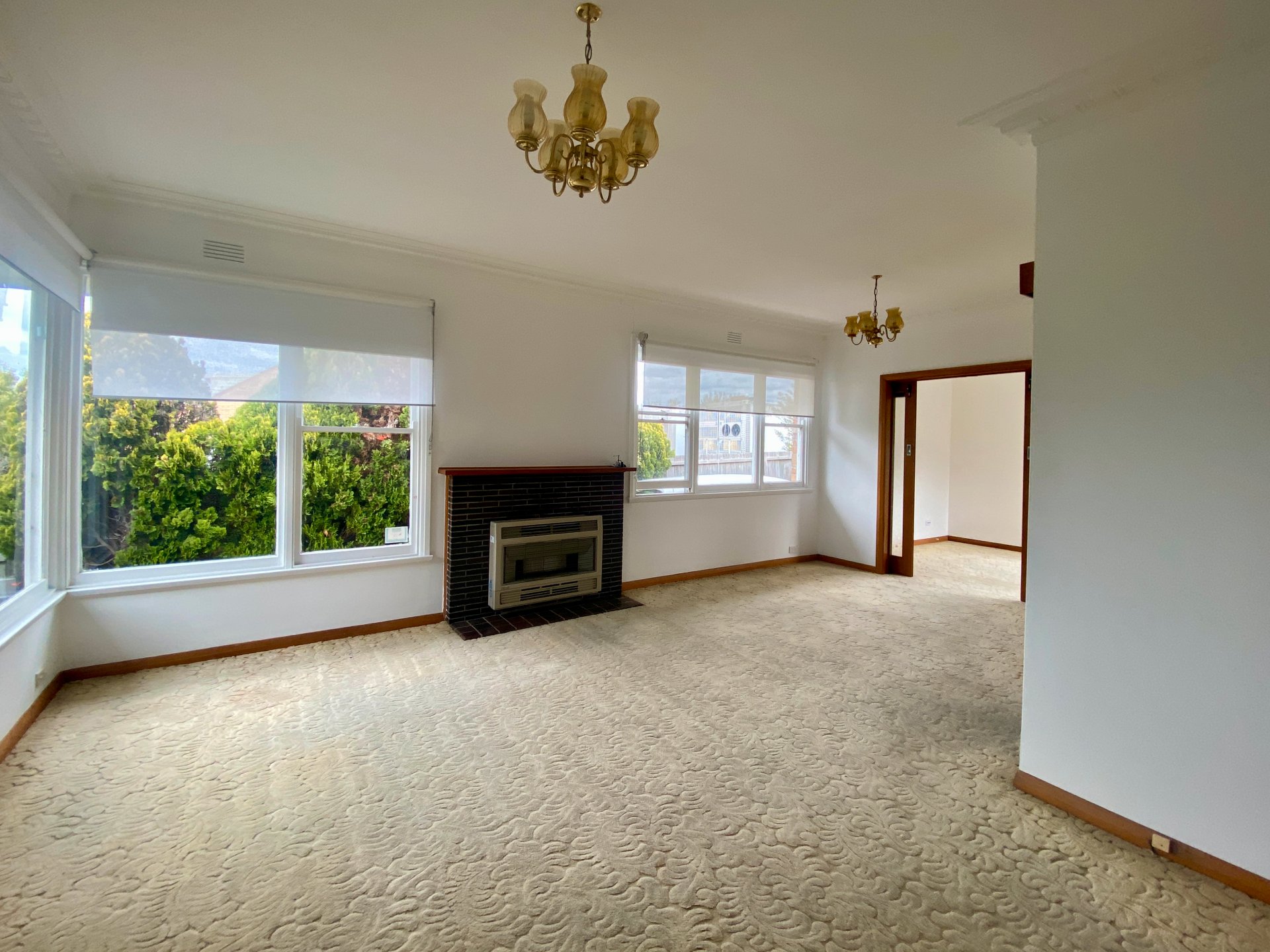 13 Dean Street, Belmont image 3