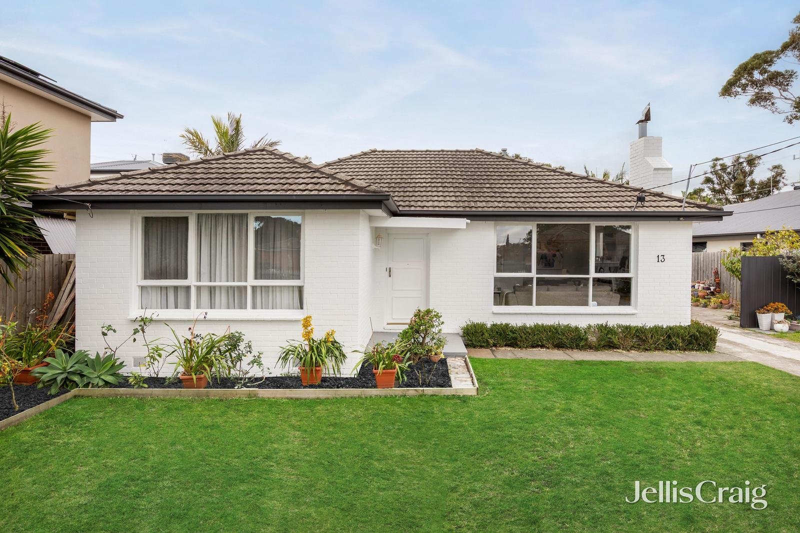 13 Delville Avenue, Mentone image 1