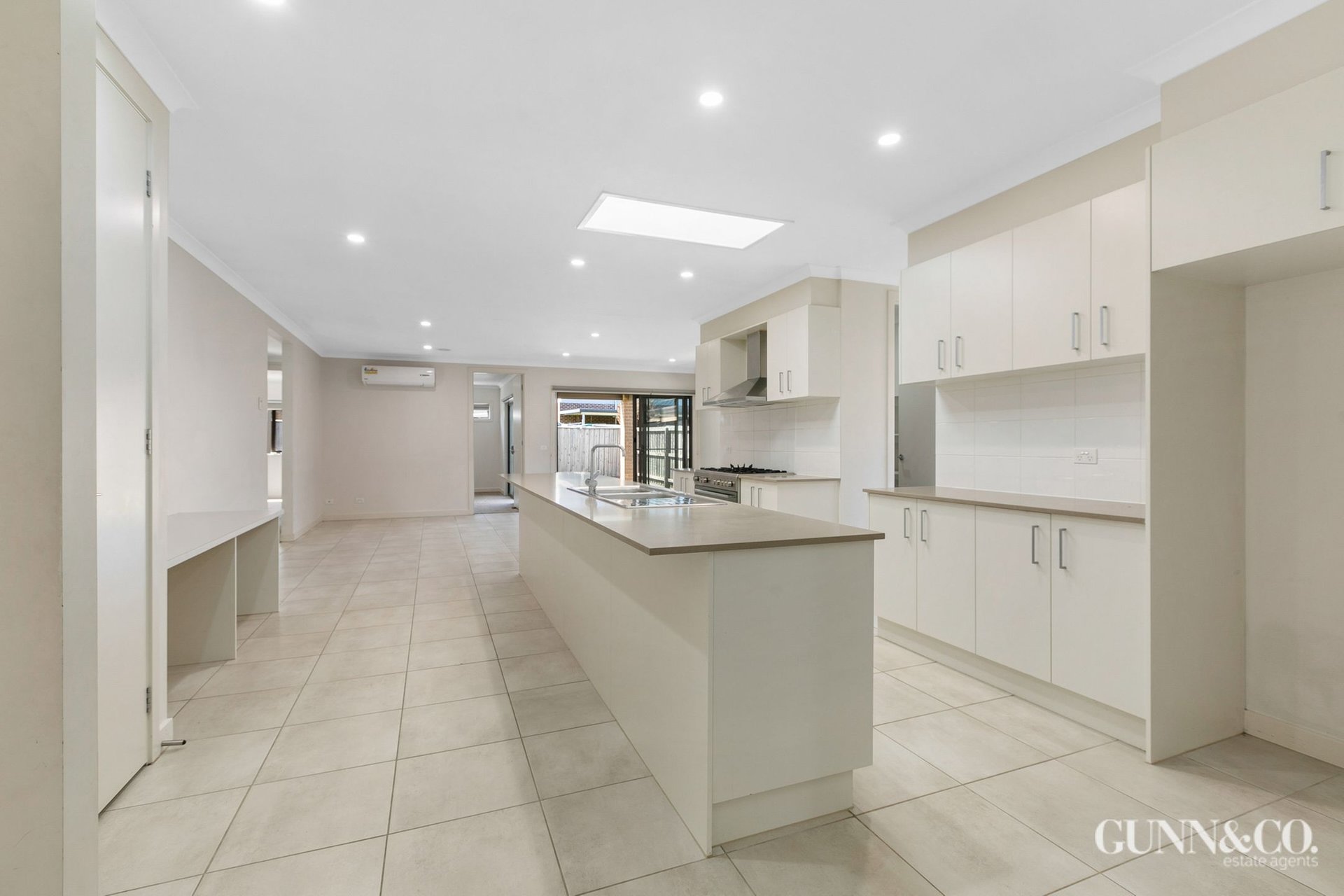 13 Denman Drive, Point Cook image 3