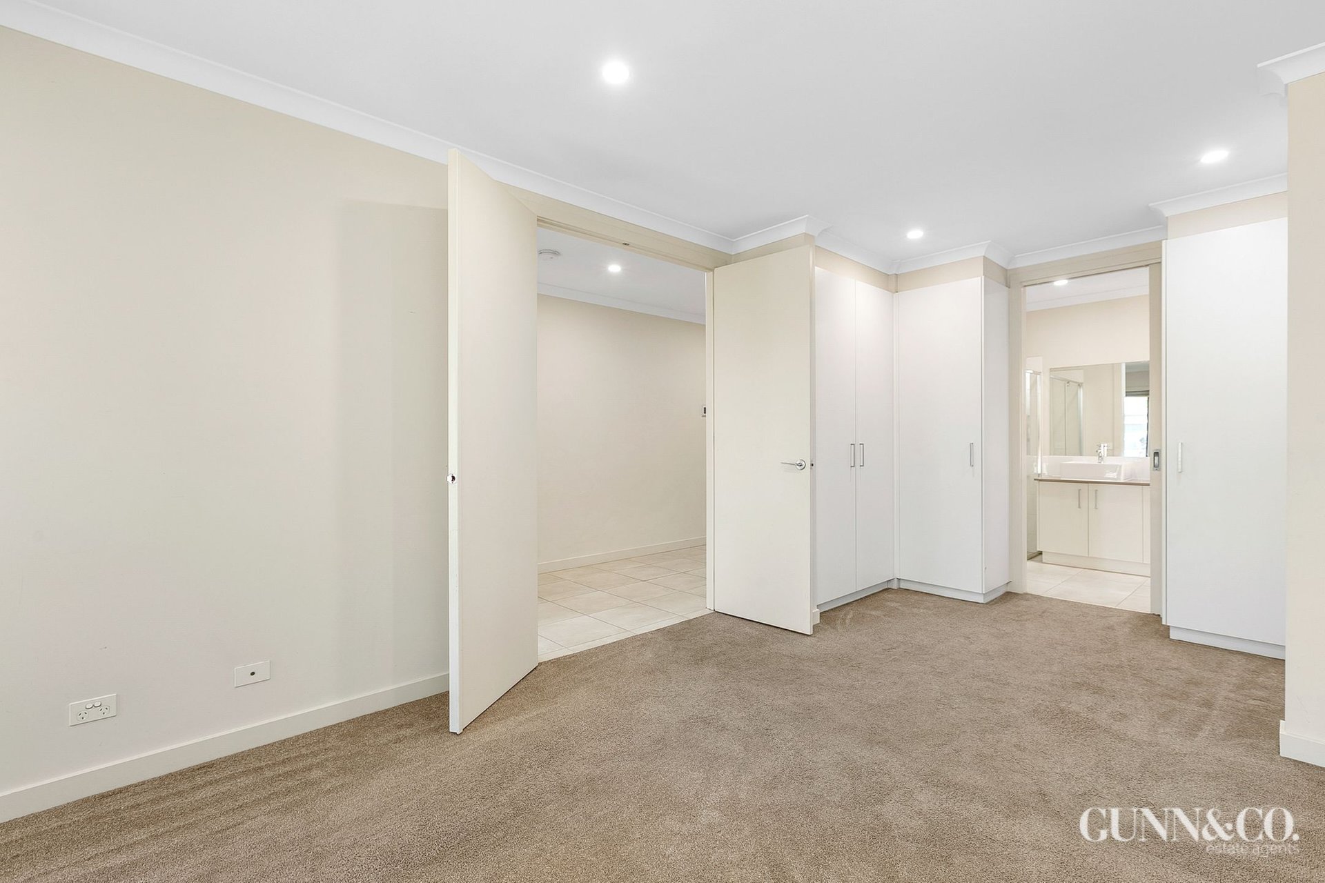 13 Denman Drive, Point Cook image 15