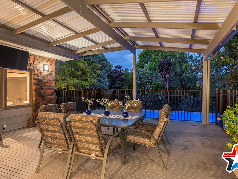 13 Drovers Walk, Chirnside Park image 20