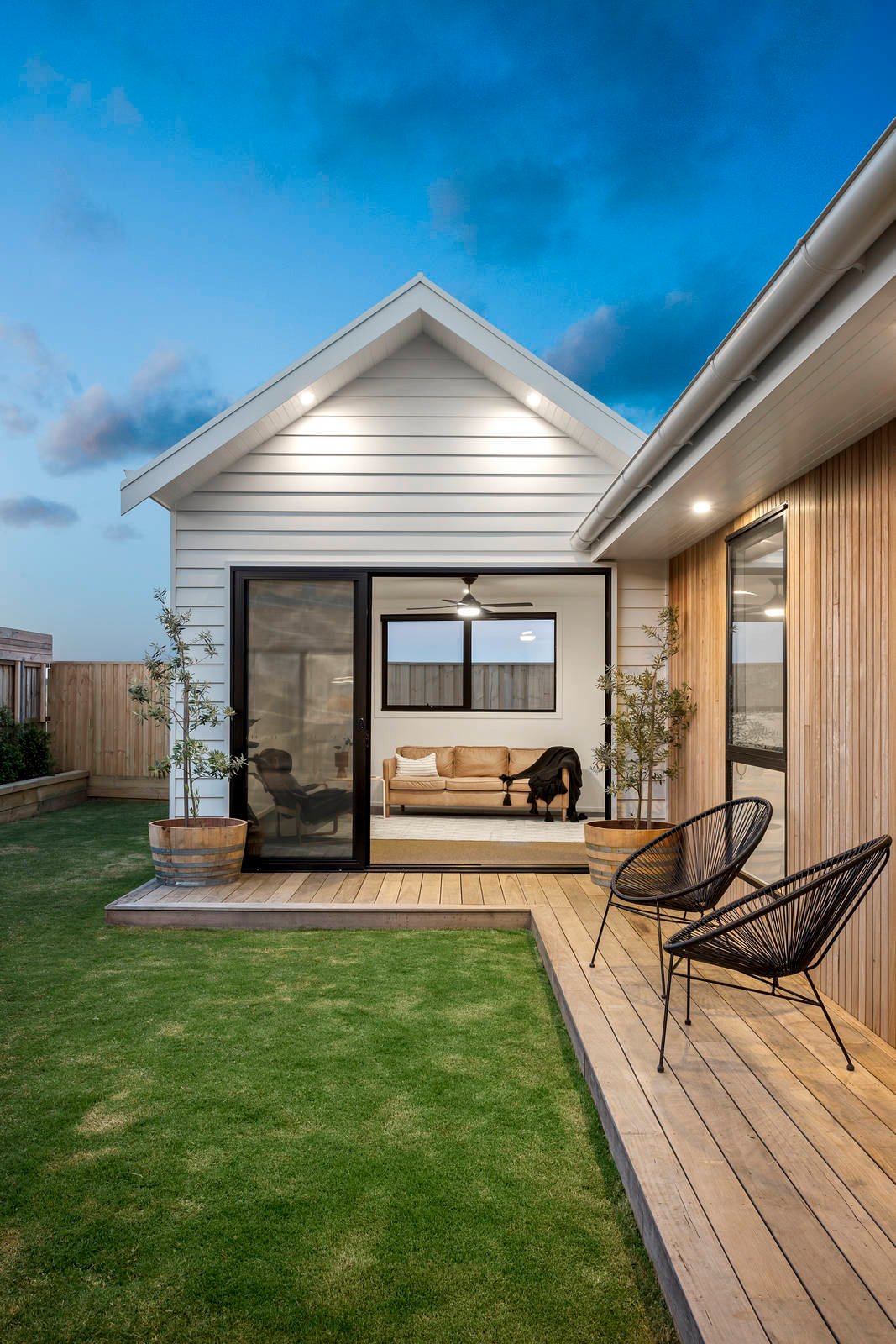 Property Gallery Thumbnail 14