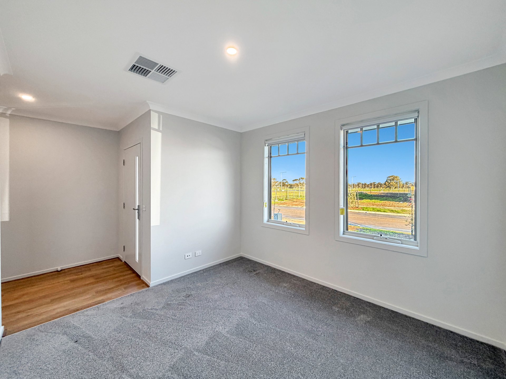 13 Dunken Street, Charlemont image 2