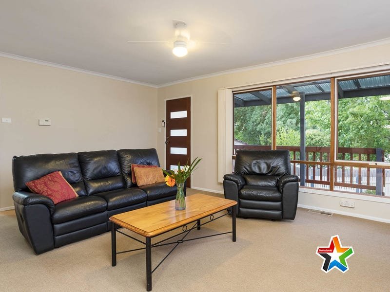 13 Dunoon Street, Mooroolbark image 3