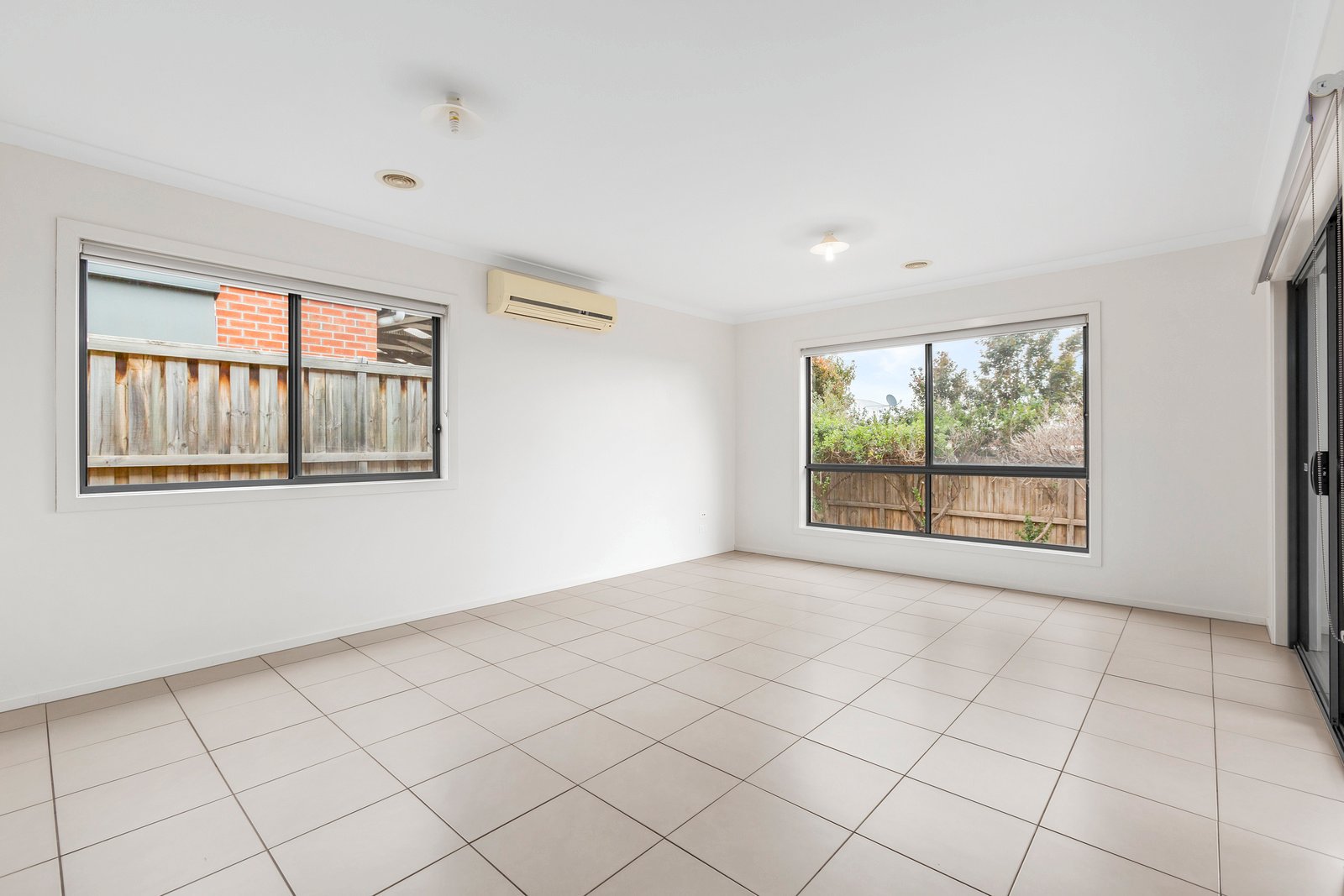 13 Ebbtide Drive, Leopold image 5
