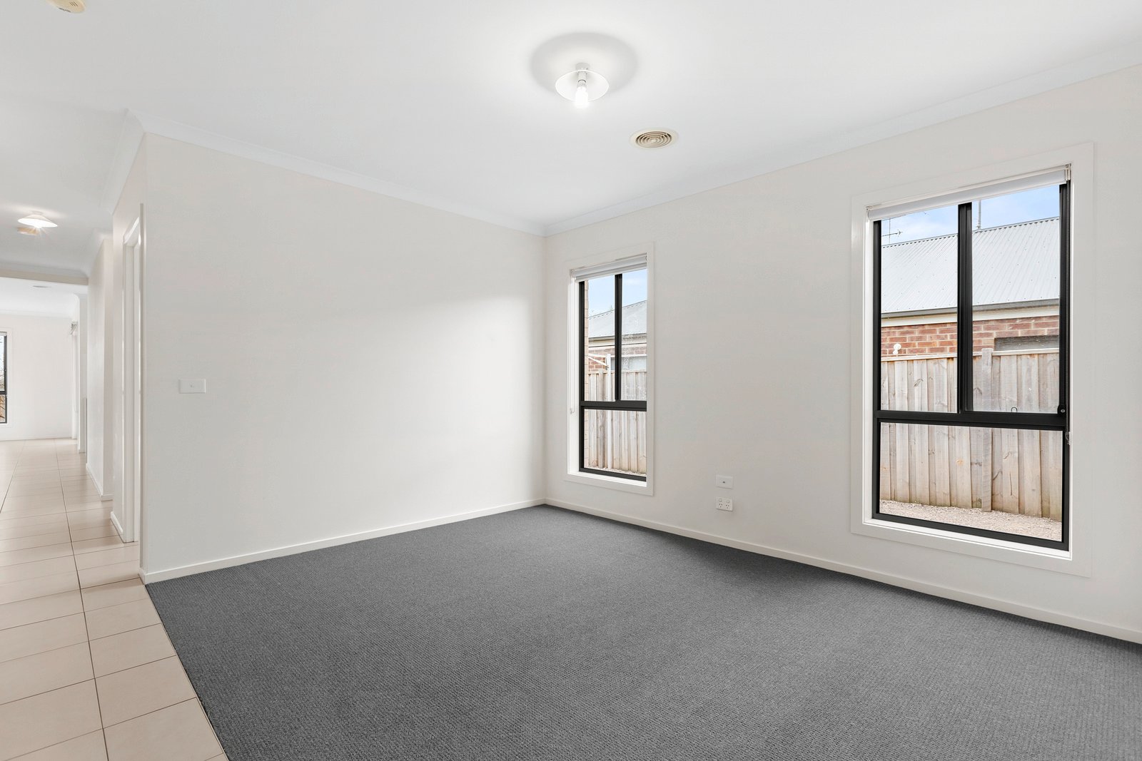 13 Ebbtide Drive, Leopold image 7
