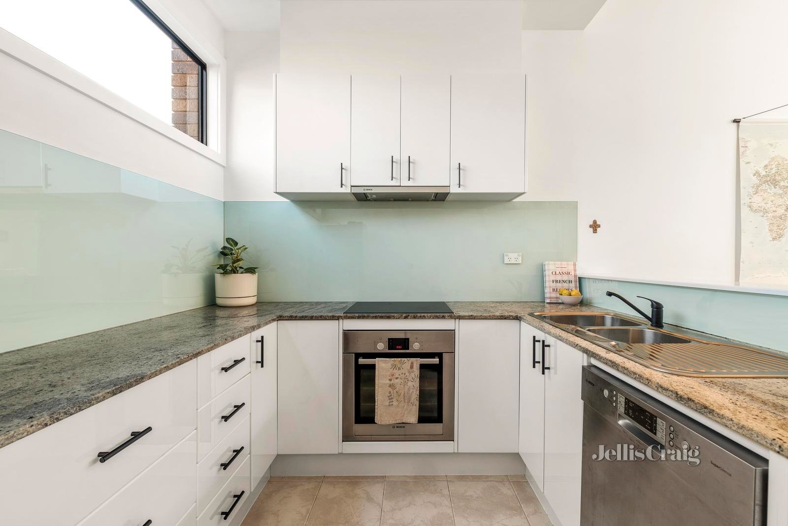 13 Erskine Place, North Melbourne image 4