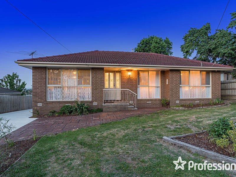 13 Erskine Ridge, Mooroolbark image 14