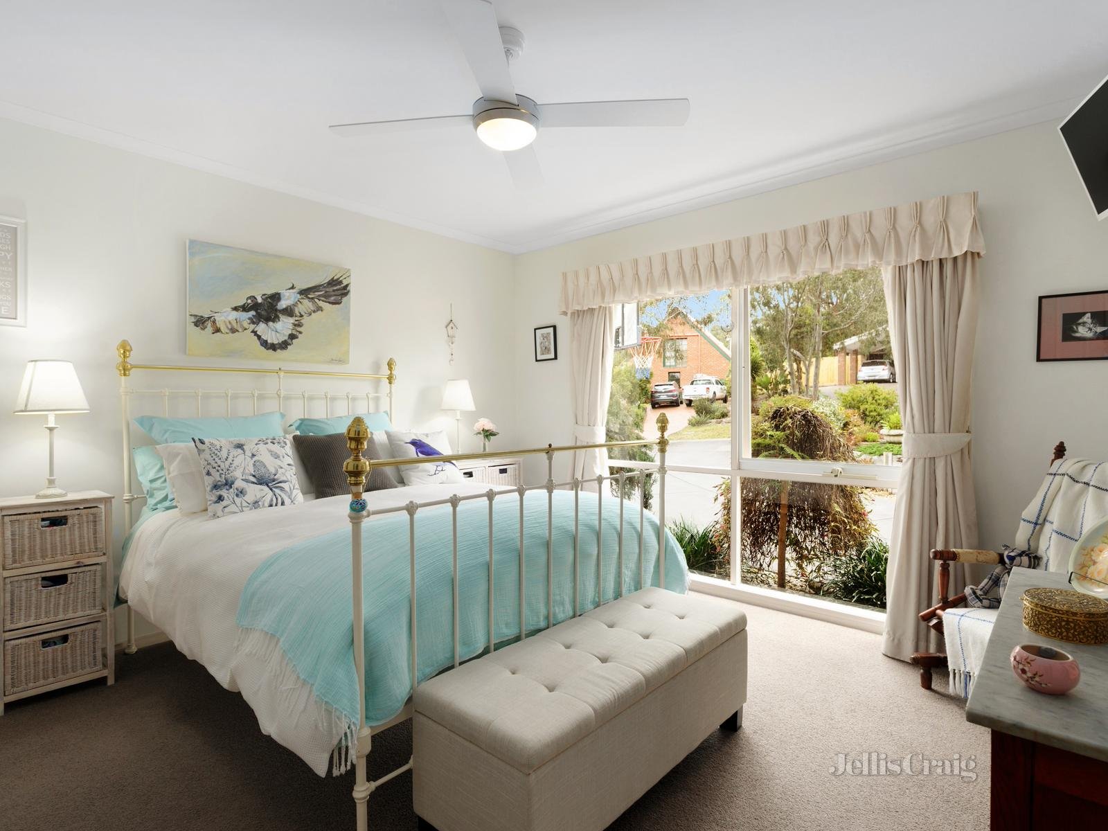 13 Felicia Rise, Diamond Creek image 5