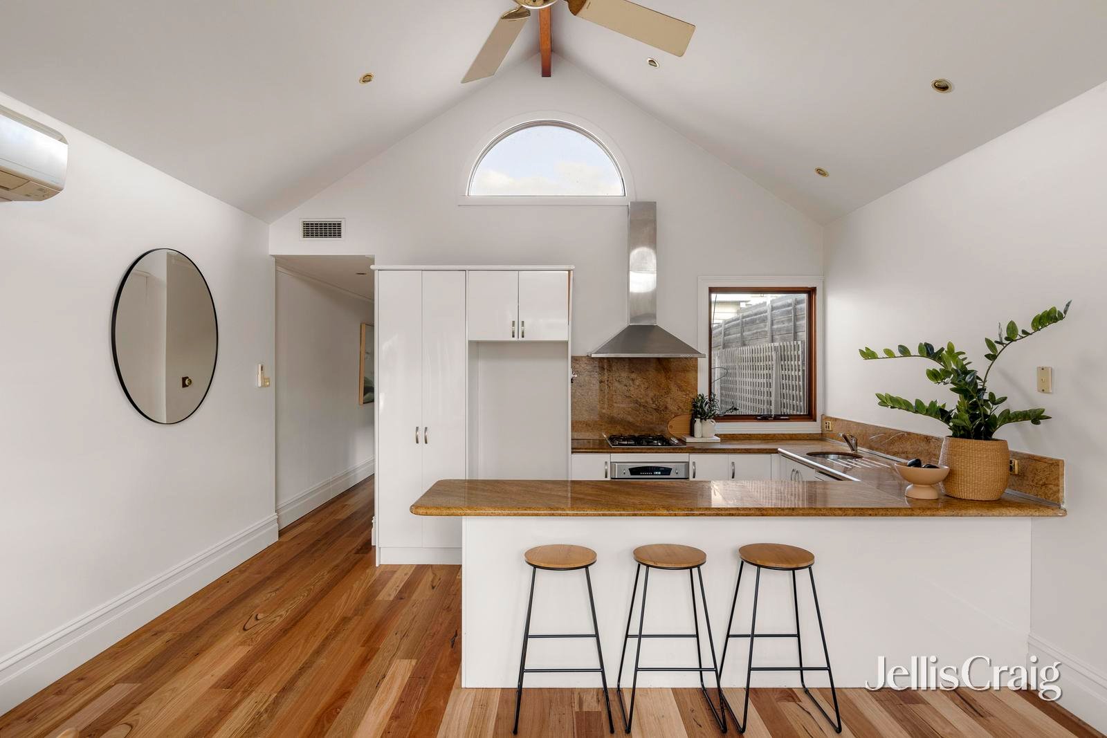 13 Fenwick Street, Thornbury image 3