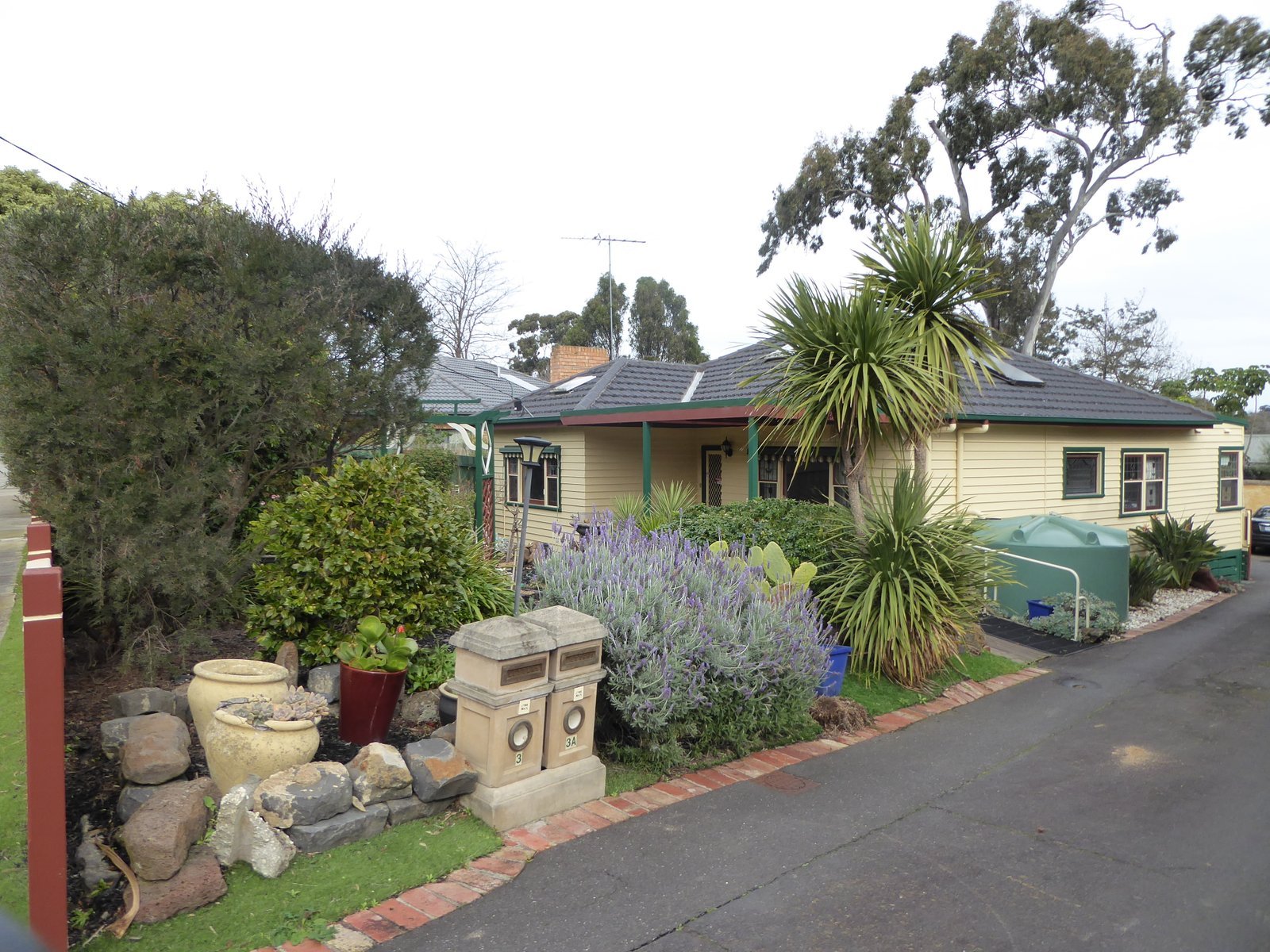 1/3 Ferguson Street, Macleod image 10