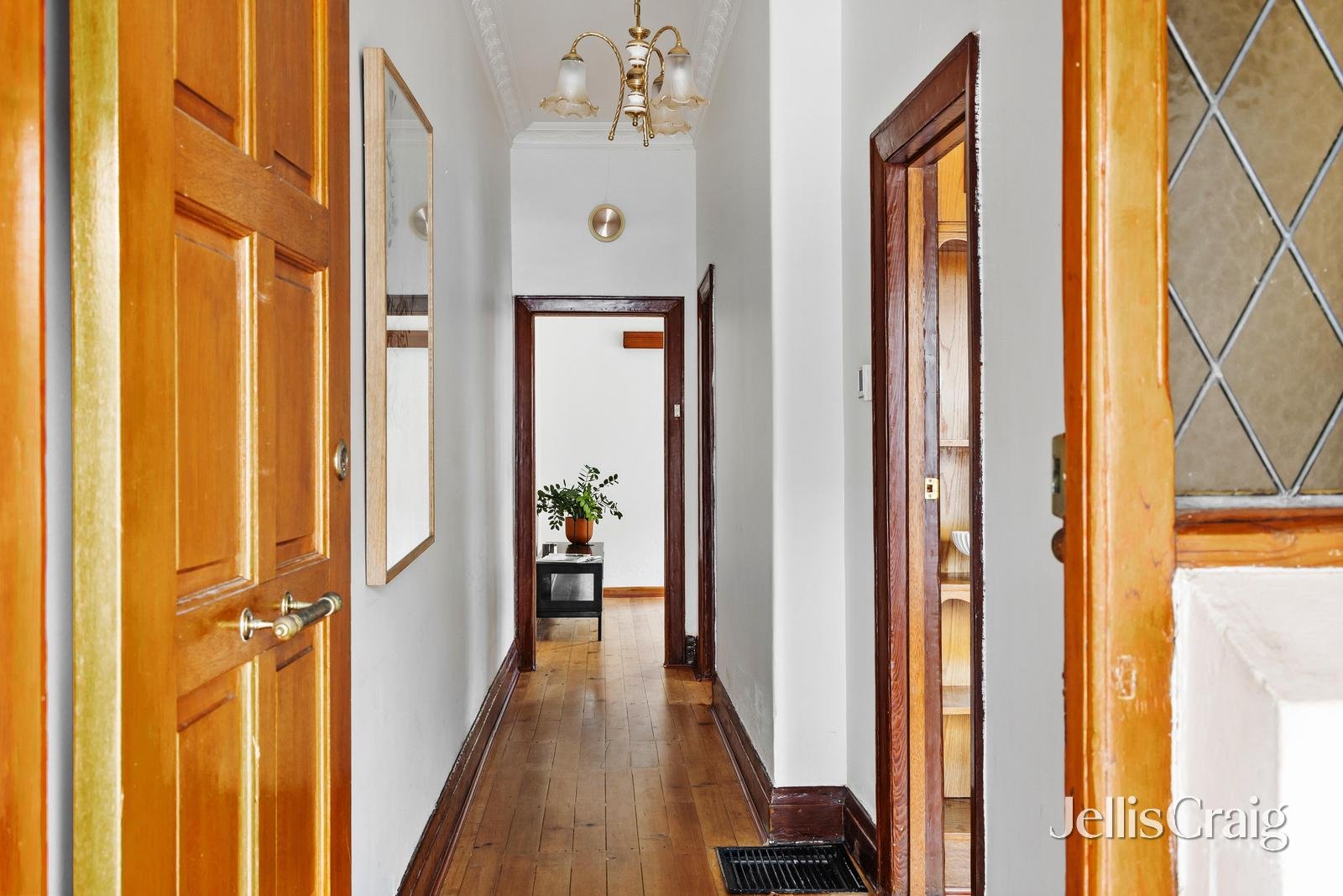 13 Fern Avenue, Prahran image 9