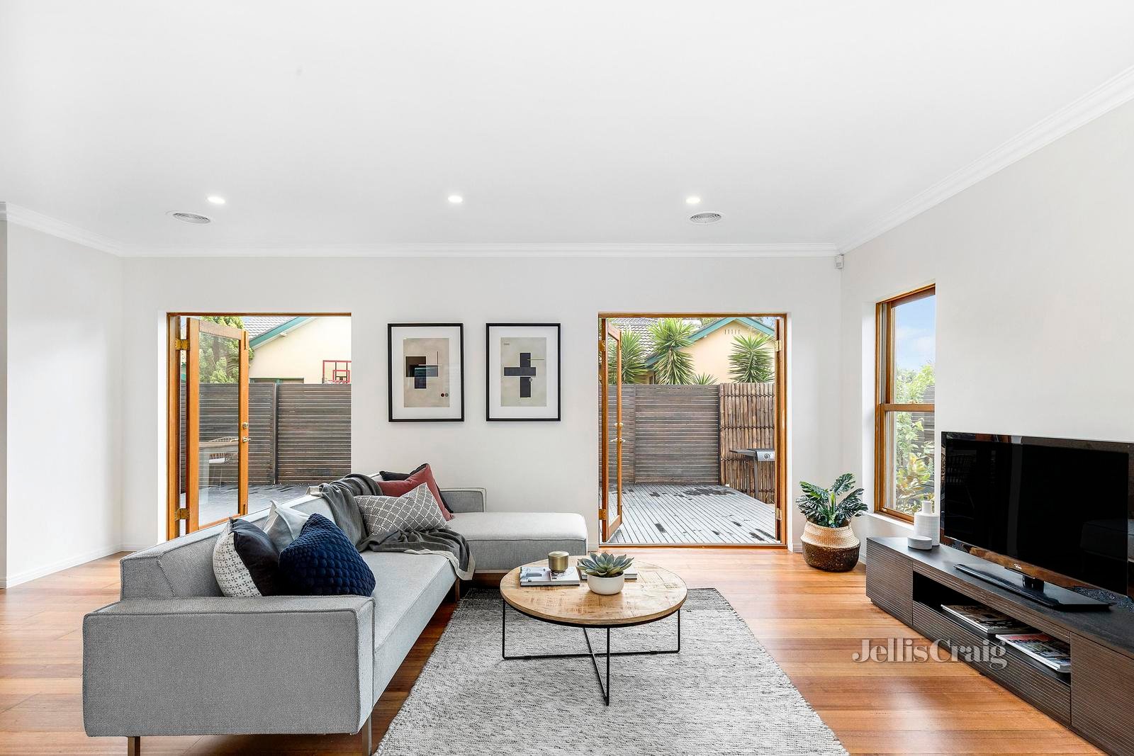 1/3 Fiddes Street, Moorabbin image 2