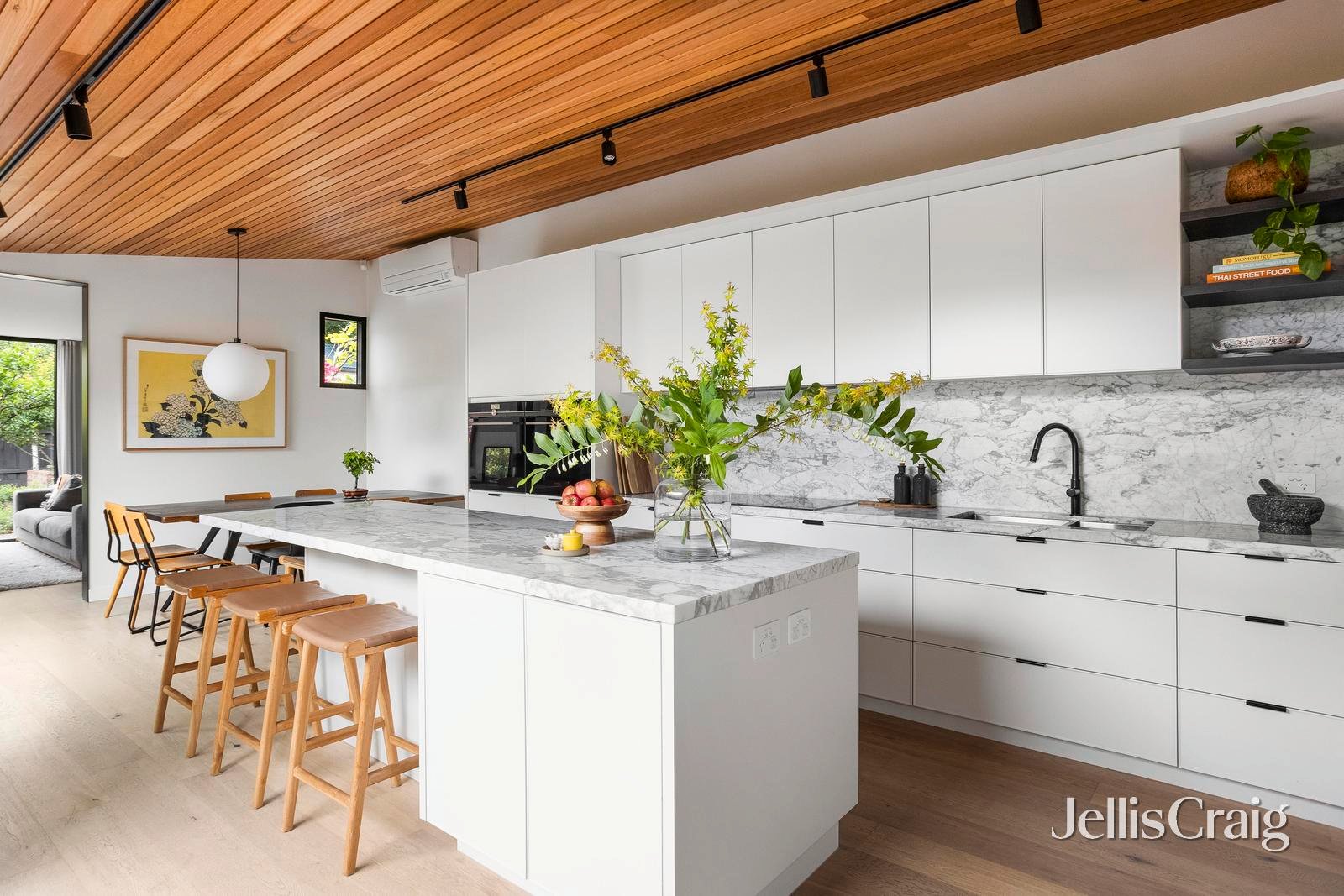 13 Fitzgibbon Avenue, Brunswick West image 5