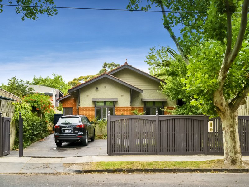 13 Foam Street, Elwood image 1