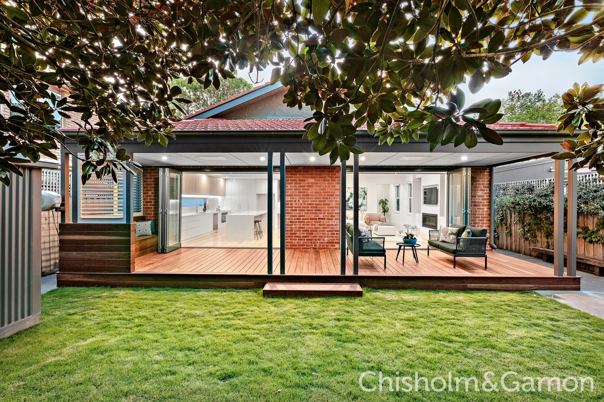 13 Foam Street, Elwood image 3