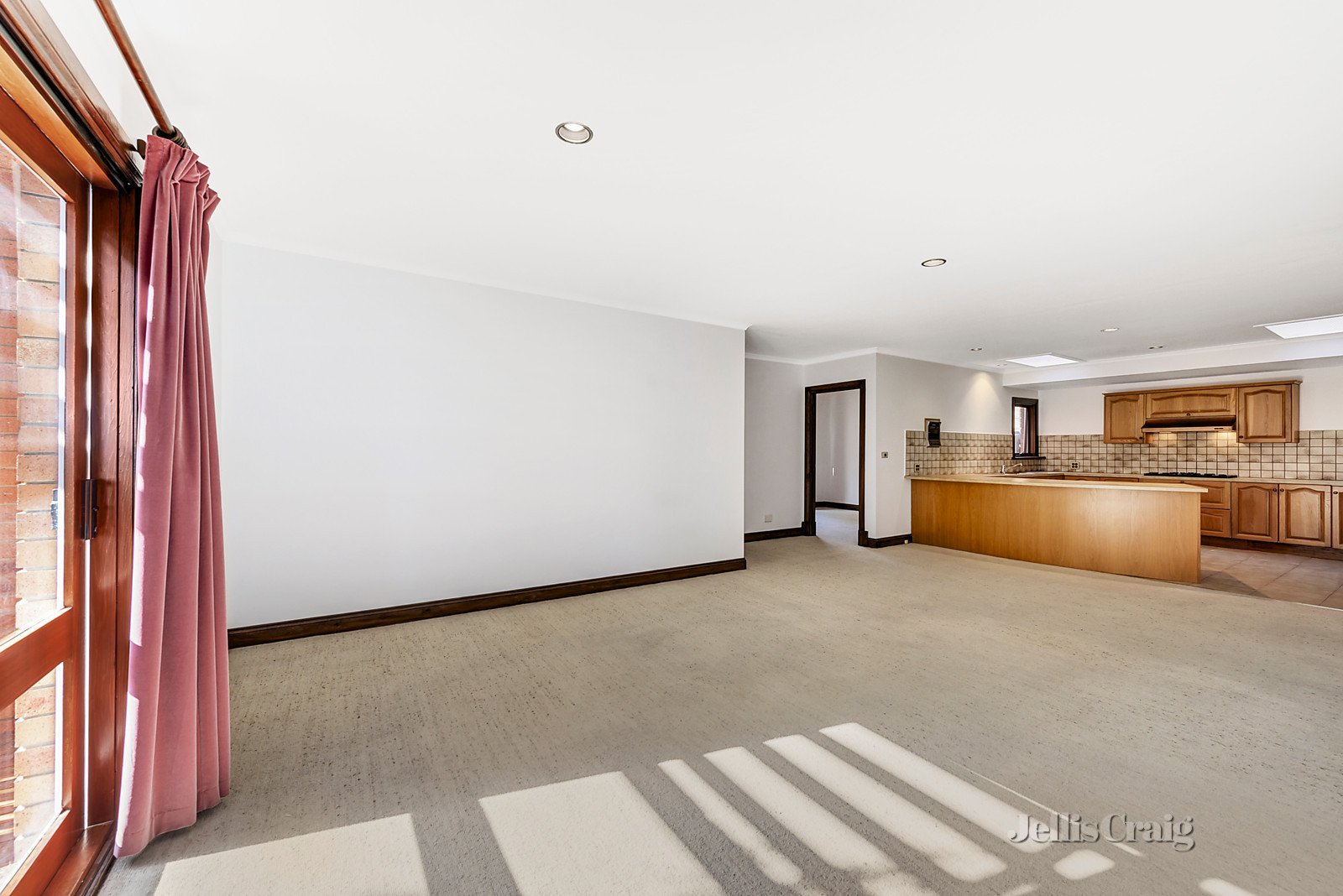 13 Forest Court, Templestowe image 6