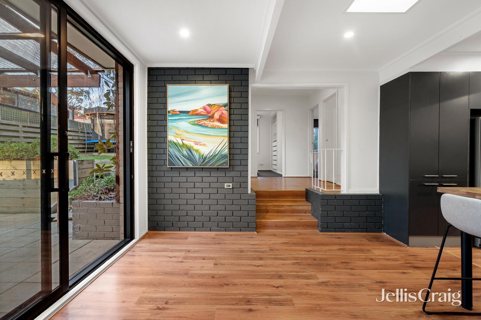 13 Forest Road, Forest Hill image 5