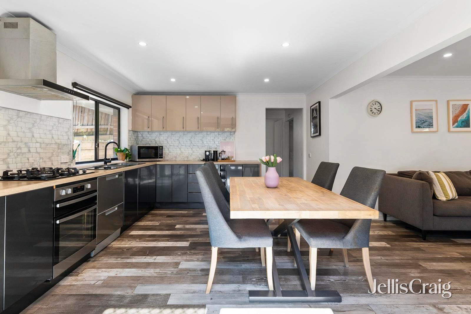 13 Francis Street, Rye image 2