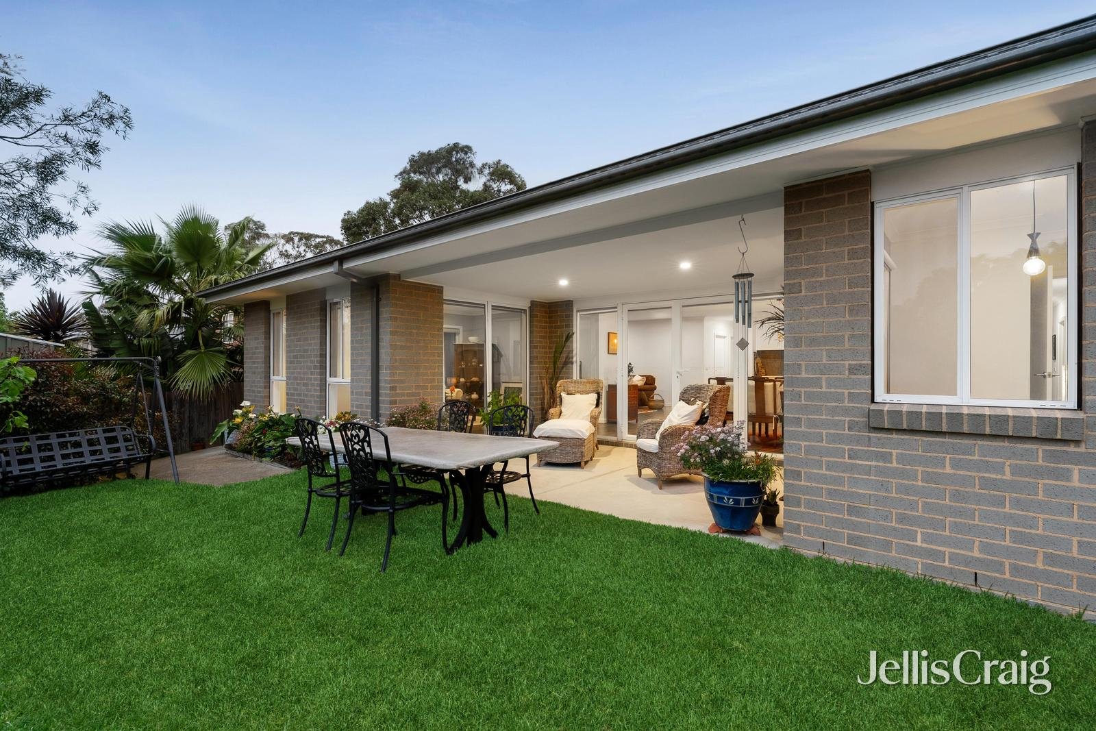 13 Frome Street, Croydon image 12