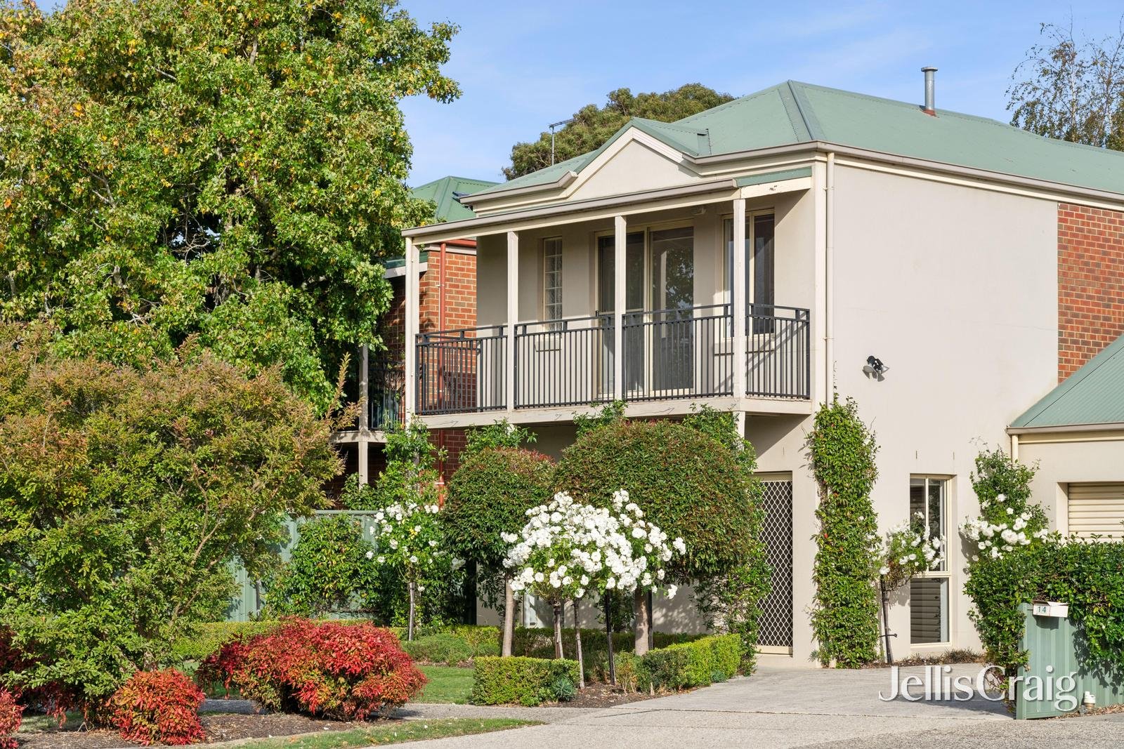 13 Garden Court, Lake&nbsp;Gardens image 12
