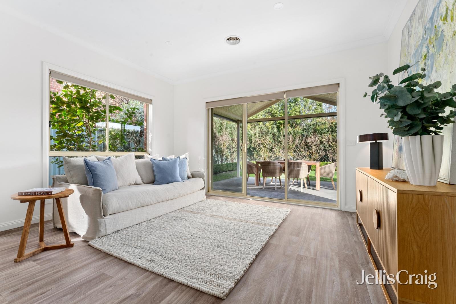 13 Garden Court, Lake&nbsp;Gardens image 22
