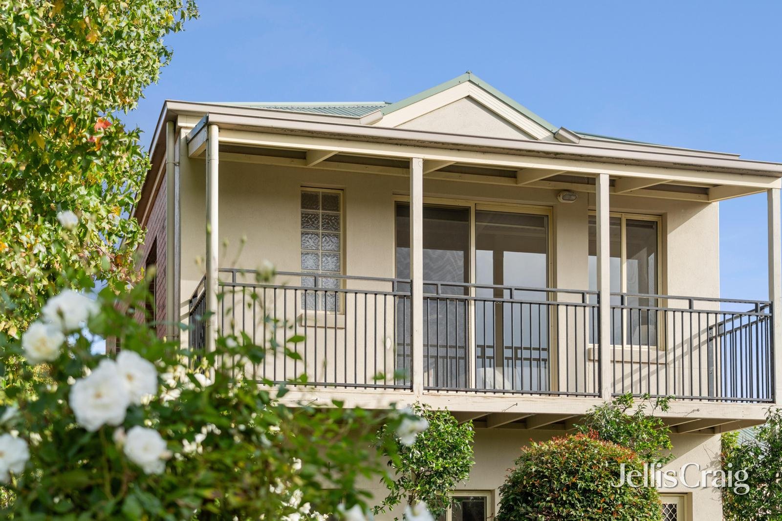 13 Garden Court, Lake&nbsp;Gardens image 26