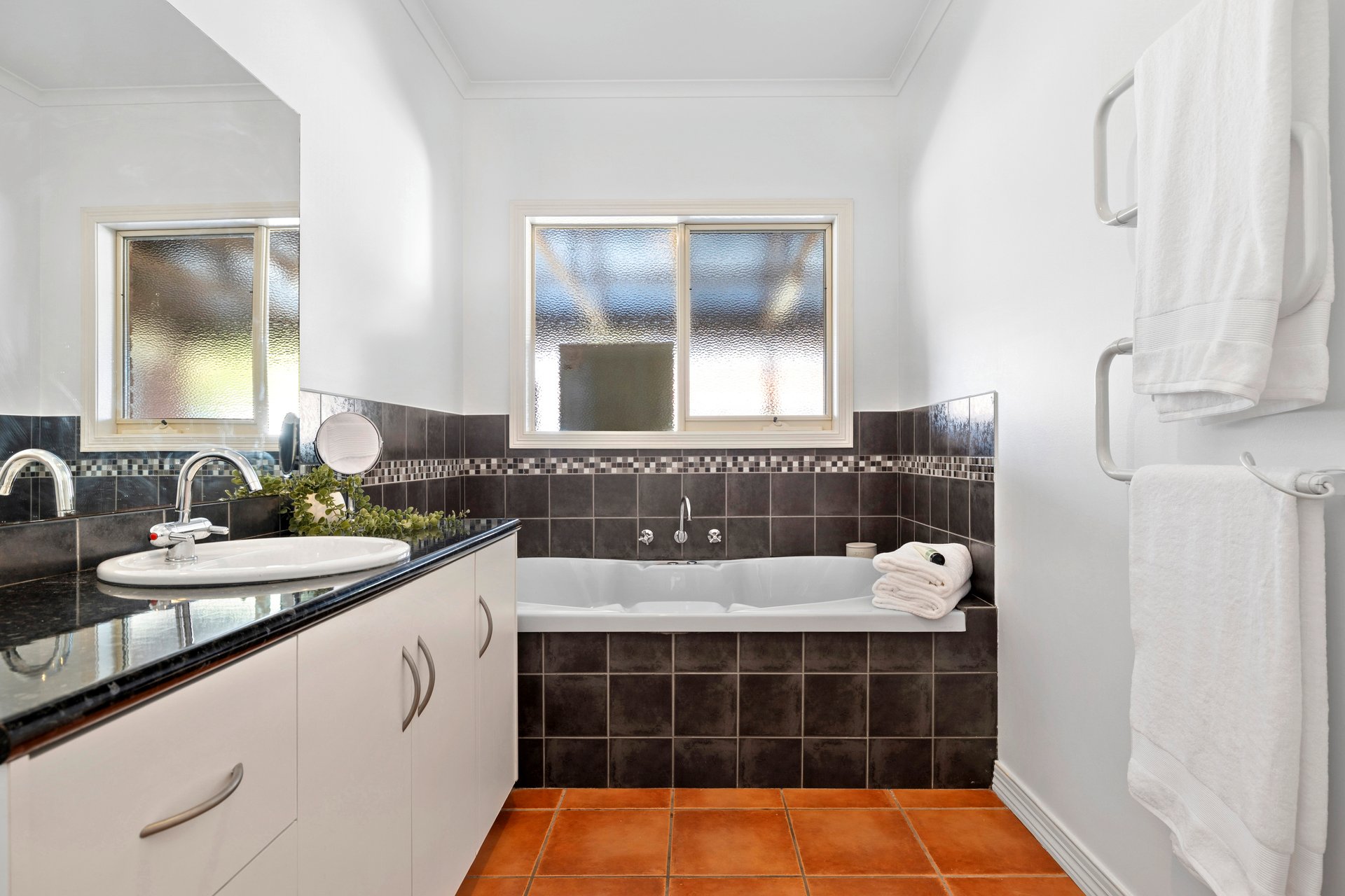 13 Glenns Court, Woodend image 13