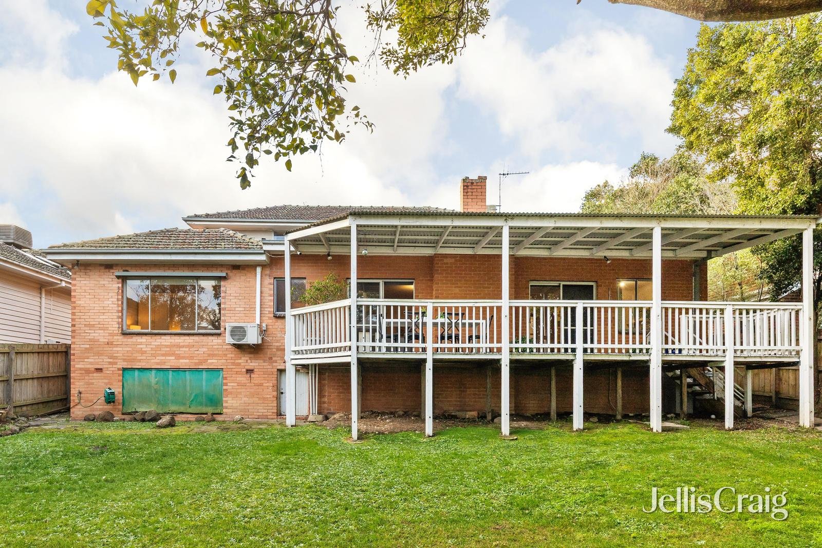 13 Goodwood Street, Surrey&nbsp;Hills image 6