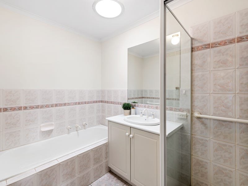 Property Gallery Thumbnail 8
