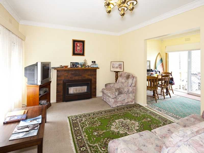 13 Great Britain Street, Herne Hill image 2