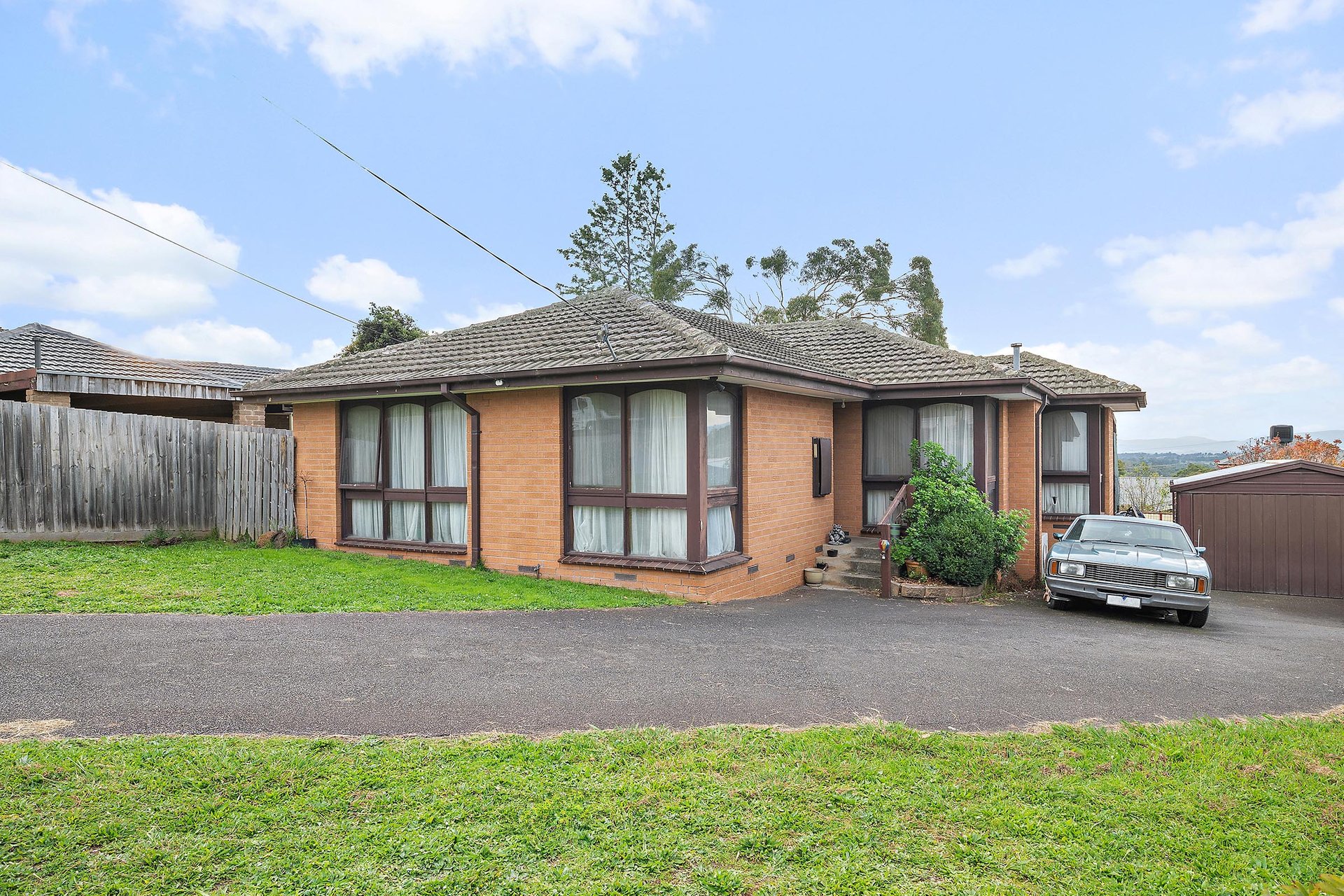 13 Greenglades Court, Wandin&nbsp;North image 1