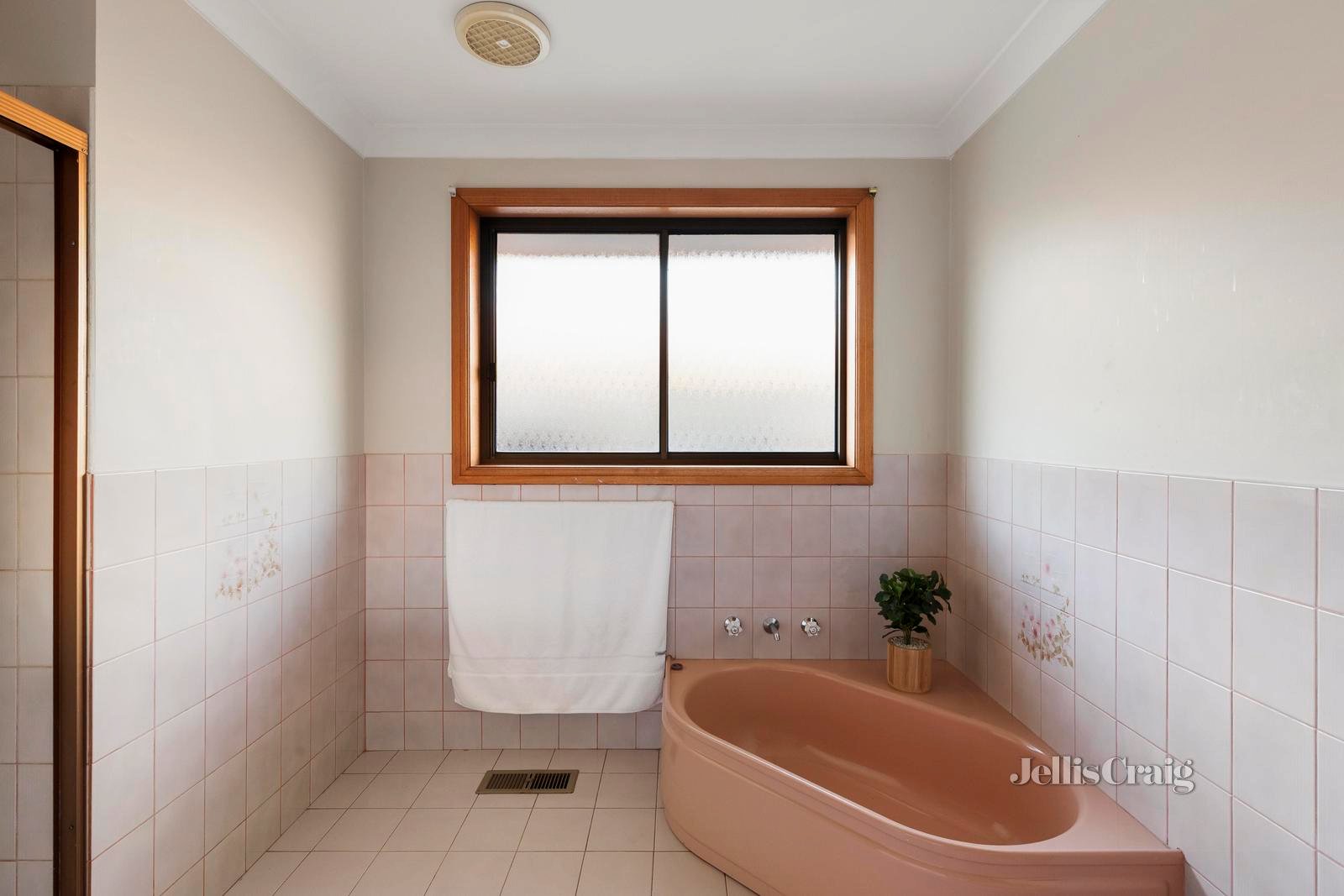 13 Greenhills Road, Bundoora image 19