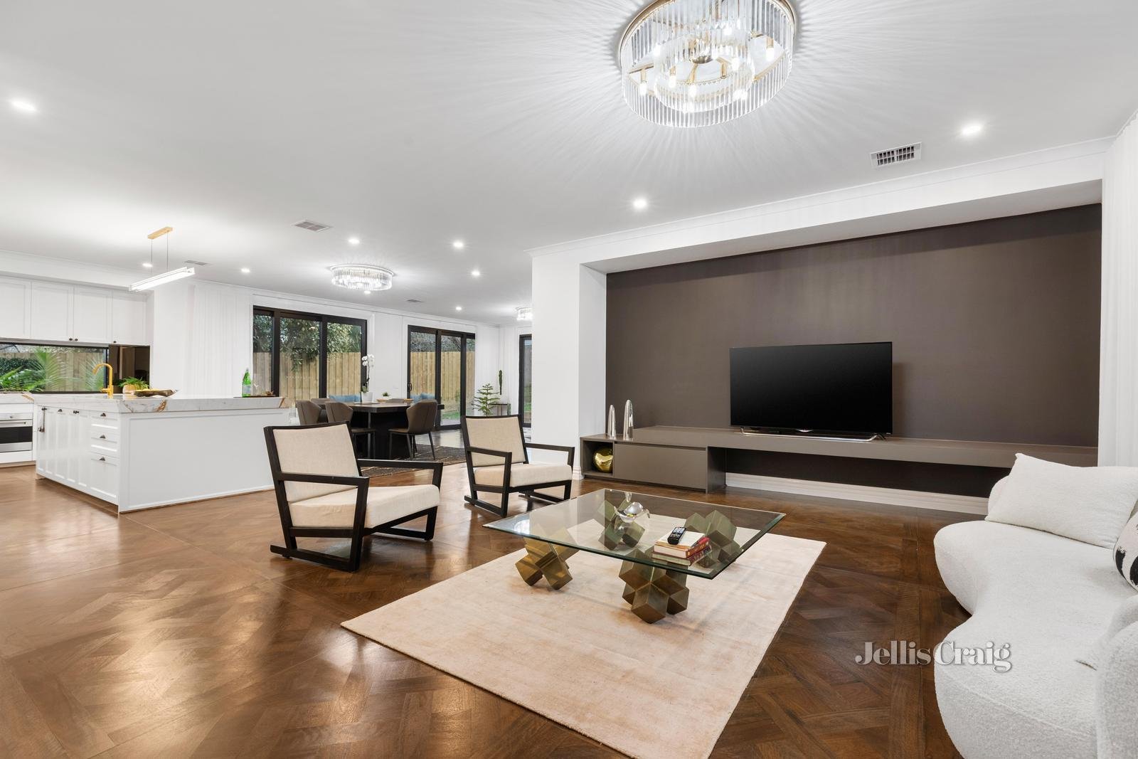 13 Gwynne Street, Mount Waverley image 5