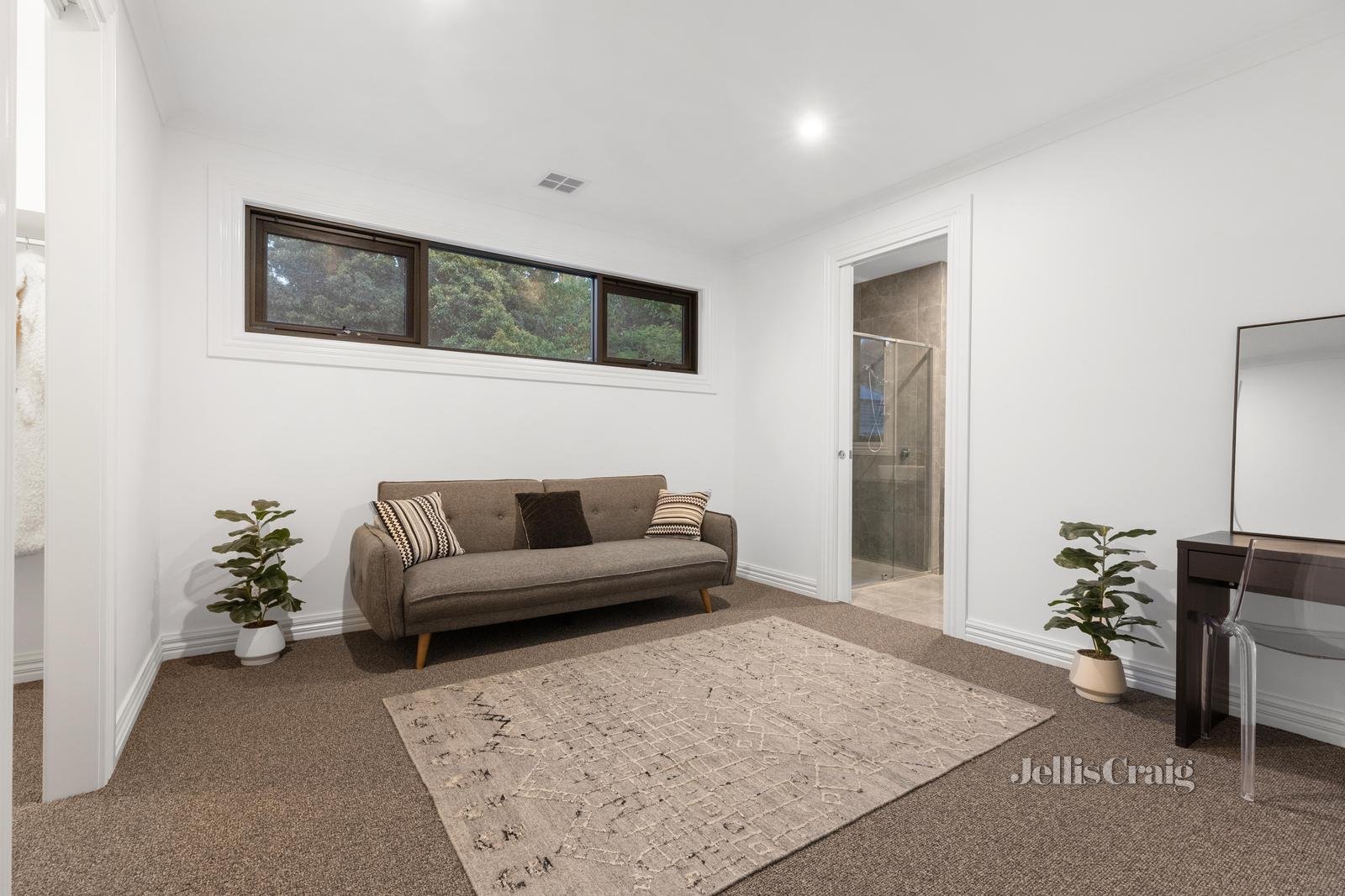 13 Gwynne Street, Mount Waverley image 16