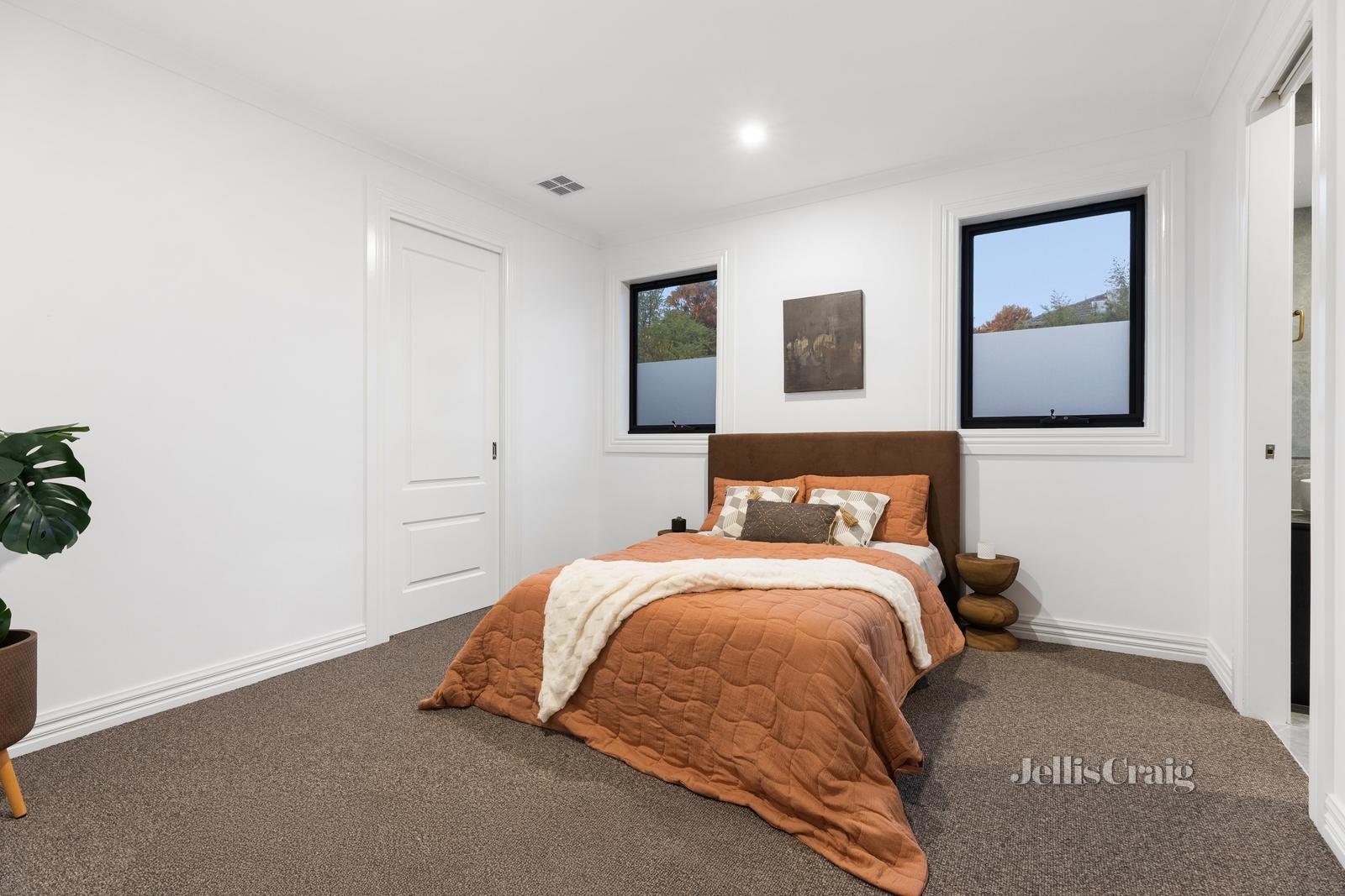 13 Gwynne Street, Mount Waverley image 18