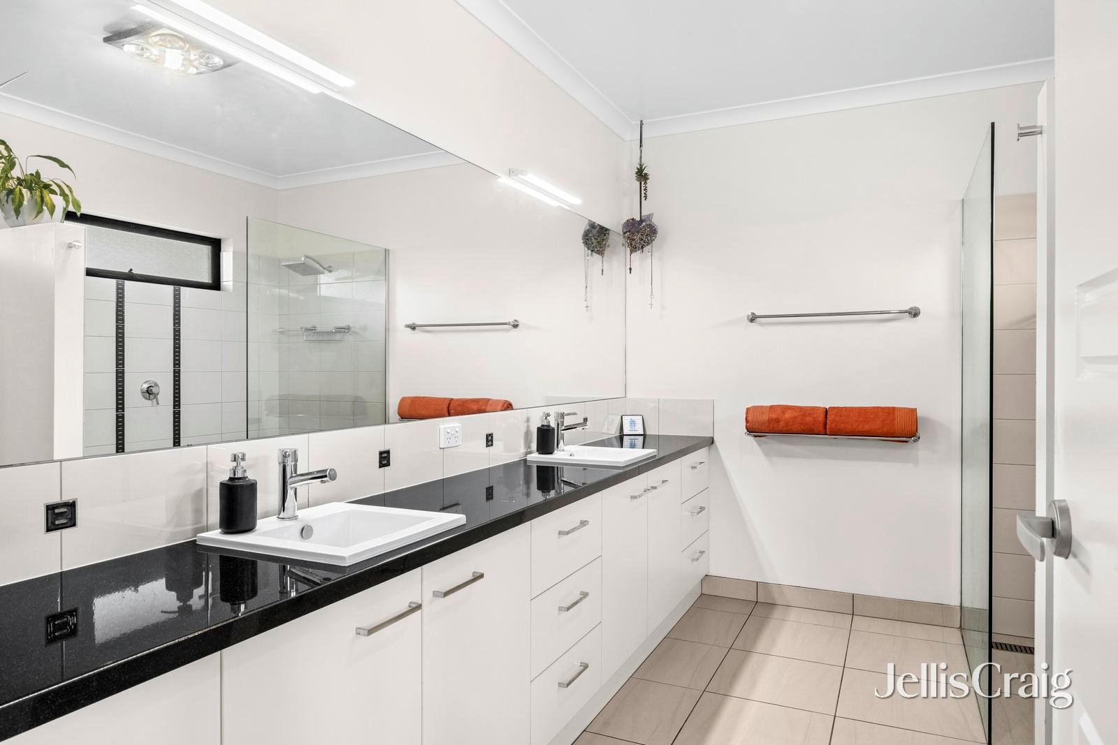 13 Hamilton Way, Lockwood South image 13