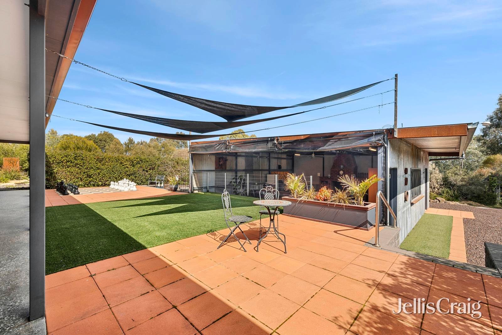 13 Hamilton Way, Lockwood South image 17