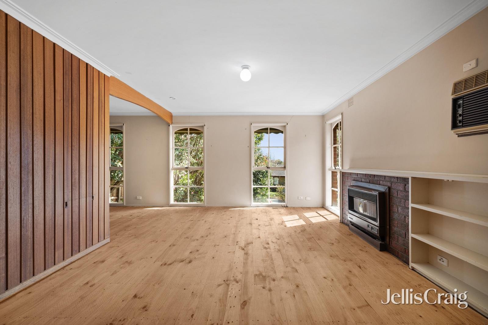 13 Hayride Lane, Chirnside&nbsp;Park image 2