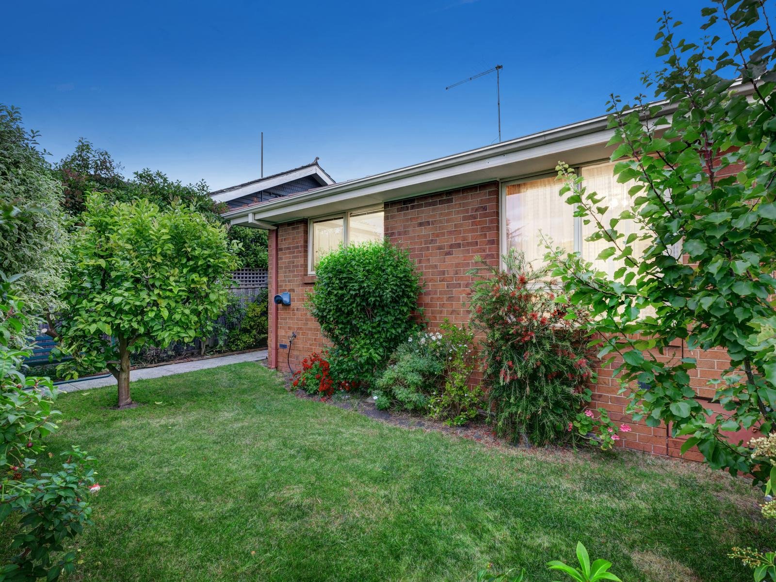 1/3 Heather Grove, Nunawading image 10