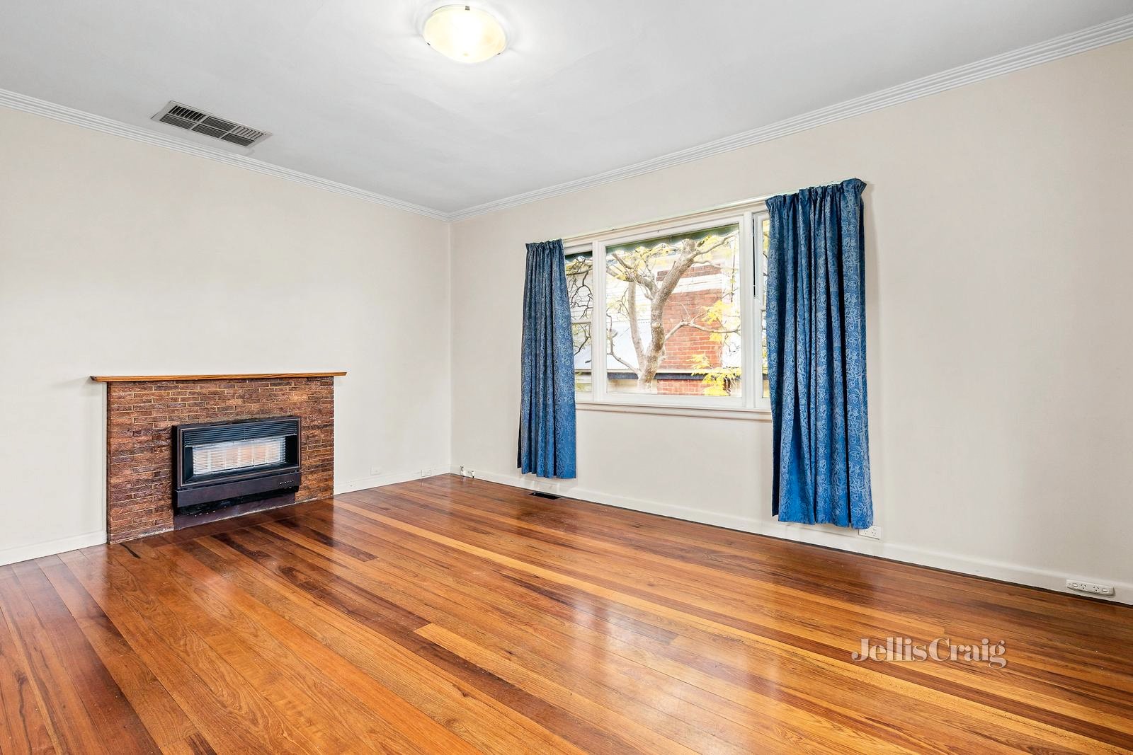 13 Herbert Street, Ringwood image 3